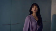 韩国女神（朴信惠）��新电影“电话”一部电话连接两个空间（现在↣未来）。