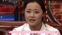 她是张若昀的后妈，两次嫁给张若昀的父亲，如今被宠成小公主
