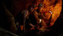真事改编电影，一群人探险世界最危险的洞穴，看完呼吸都感到压抑