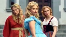 迪士尼公主系列恶搞短片《灰姑娘与贝尔的撕X大战》
