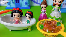 小溪玩具屋：是谁偷吃了葫芦娃的糖果呢？是贝尔还是白雪？