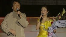 成龙大哥和刘媛媛演唱的一首《国家》