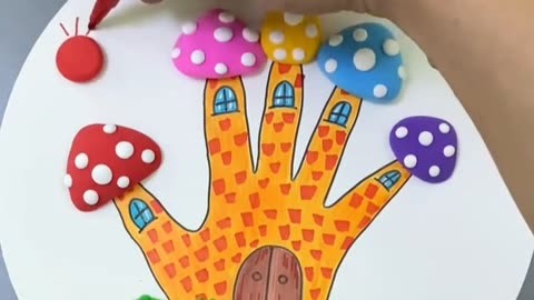 和孩子用手掌一起来画简单漂亮的手掌画吧亲子手工幼儿手工手掌画