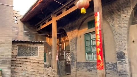 这是山西平遥县西赵村董氏家族古宅院,为三进院落,也是走西口的开创